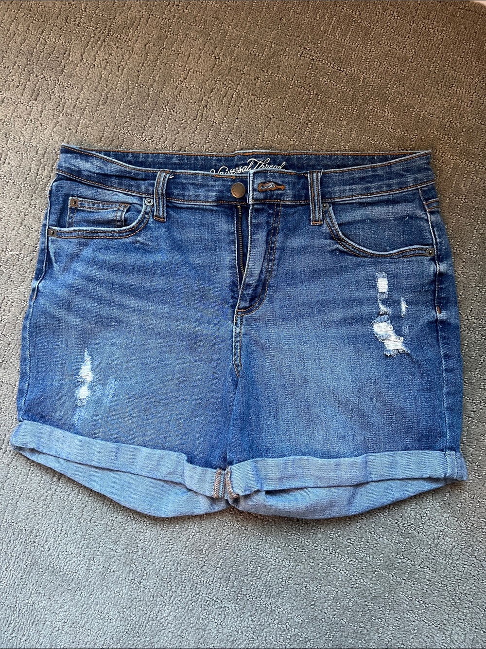 Universal Threads Midrise Boyfriend Short